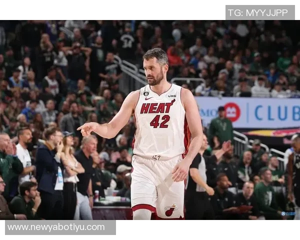 斯波分析最后一攻失误原因鲍威尔与阿德巴约的配合出现偏差